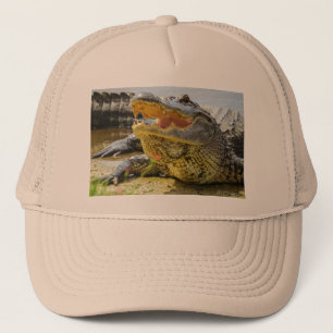 Alligator. Face to face Trucker Hat