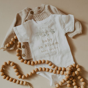 ALYSSA Floral Baby In Bloom Pregnancy Announcement Bodysuit