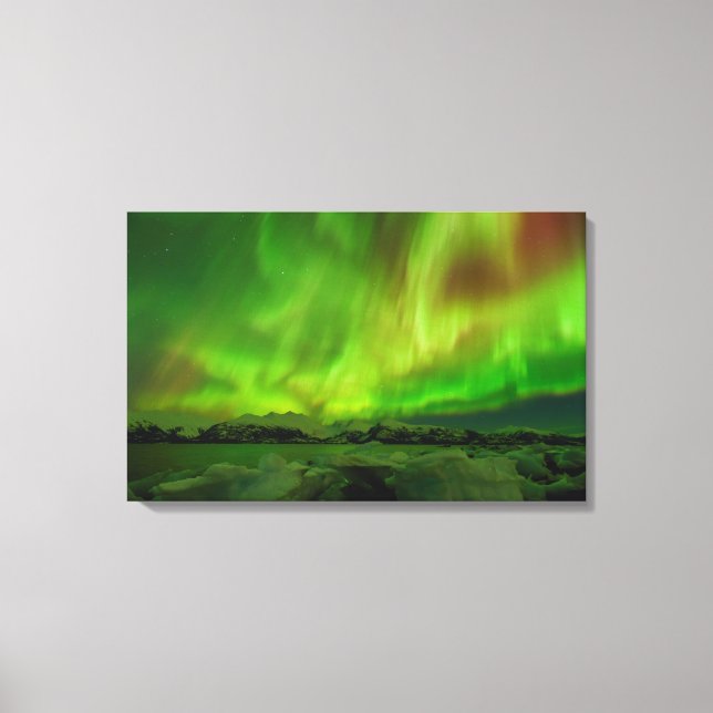 Amazing Aurora Canvas Print (Front)