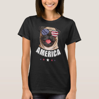 America Dog 4th of July American Flag USA Pug T-Shirt