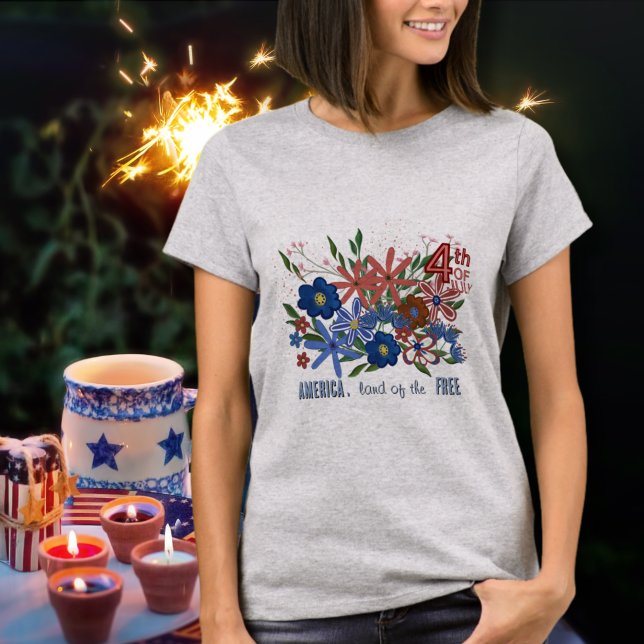 America Land of the Free Floral Patriotic T-Shirt (America Land of the Free Floral Patriotic T-Shirt)