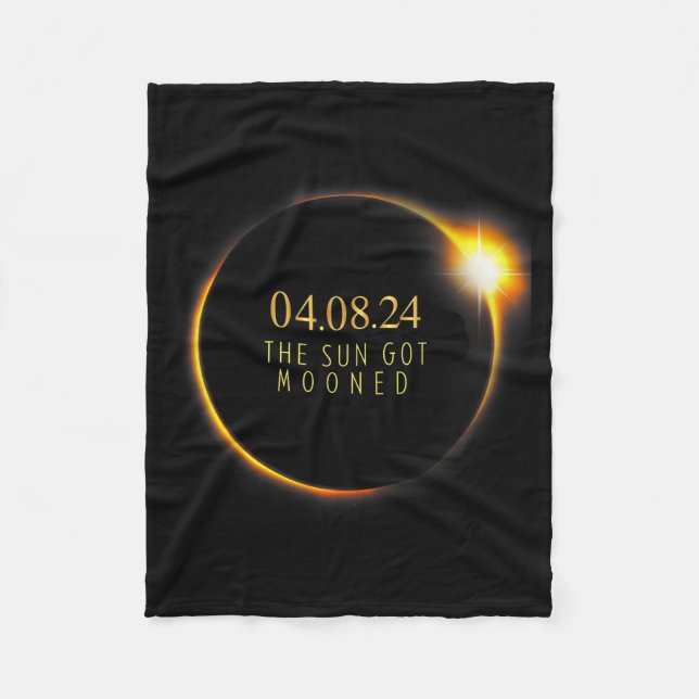 America Solar Eclipse 4 08 Illustration Fleece Blanket (Front)