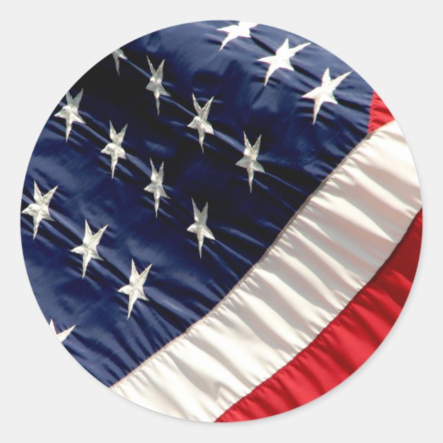 AMERICAN FLAG CLASSIC ROUND STICKER (Front)