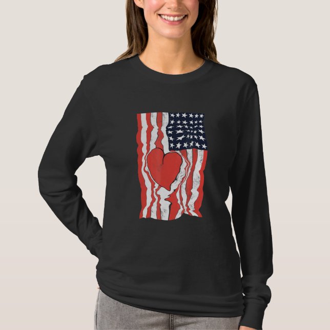 American Flag Heart Patriotic America T-Shirt (Front)