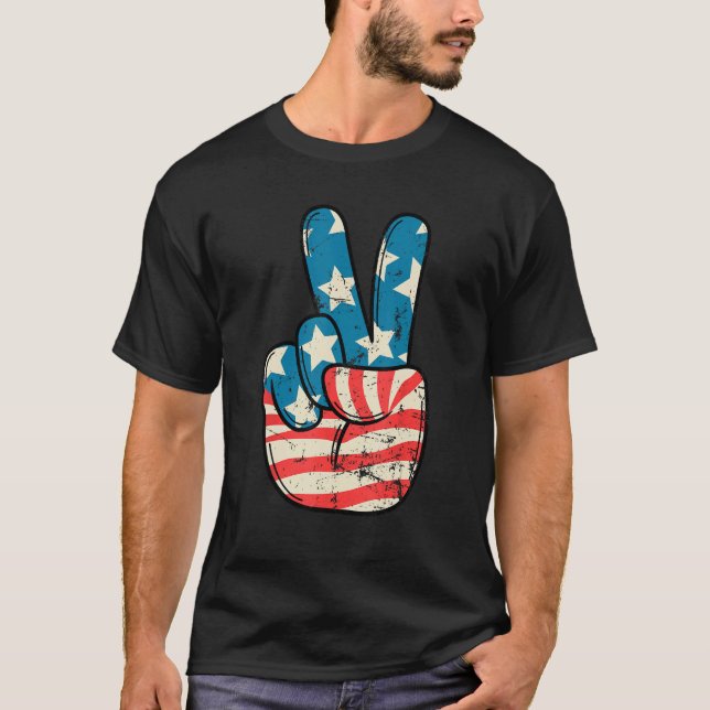American Flag Peace Sign Hand 4th of July Patrioti T-Shirt (Front)