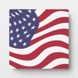 AMERICAN FLAG PLAQUE