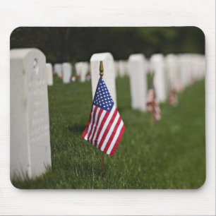 American flags on tombs of American Veterans on Mouse Pad