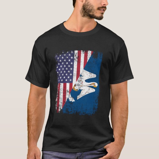 American Louisianian Roots Flags America USA Louis T-Shirt (Front)