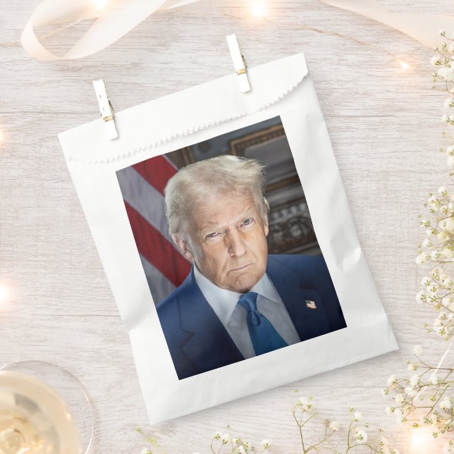 American President Donald Trump Photo 2025 Favour Bags (Clipped)