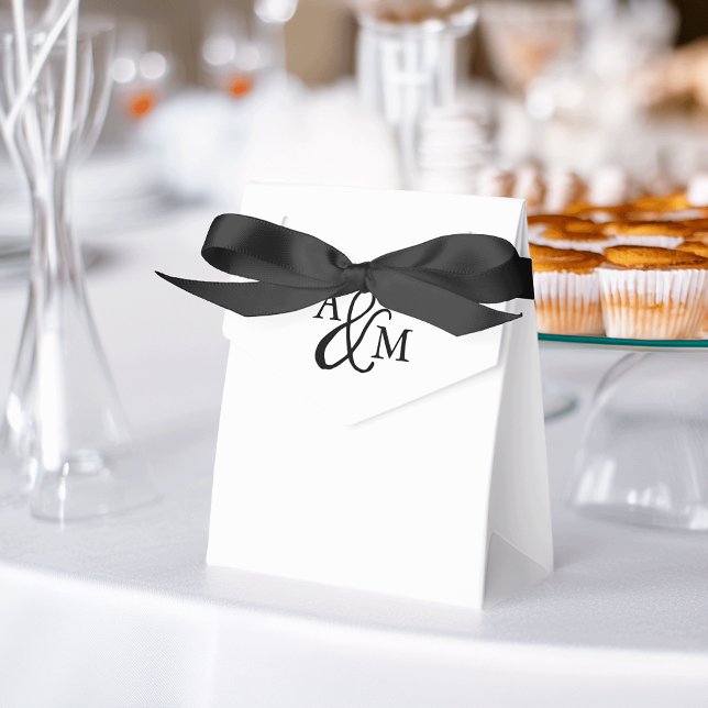 Ampersand Monogram Wedding Favour Box (Creator Uploaded)