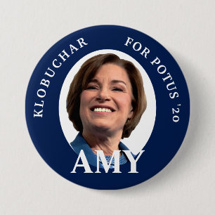 Amy Klobuchar Portrait in Blue and White 7.5 Cm Round Badge
