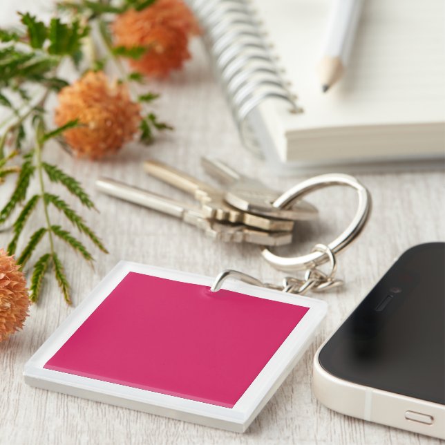 An array of red and pink flowers with lush green l key ring (Front Right)