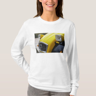 An old black and yellow Citroen 2CV 2 CV, detail T-Shirt