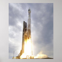 An United Launch Alliance Atlas V rocket lifts
