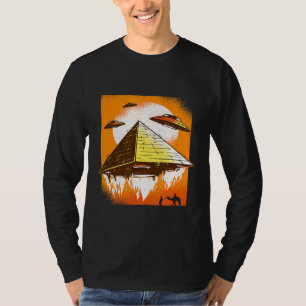 Ancient Flying Pyramid Egypt Ufo Conspiracy Illumi T-Shirt