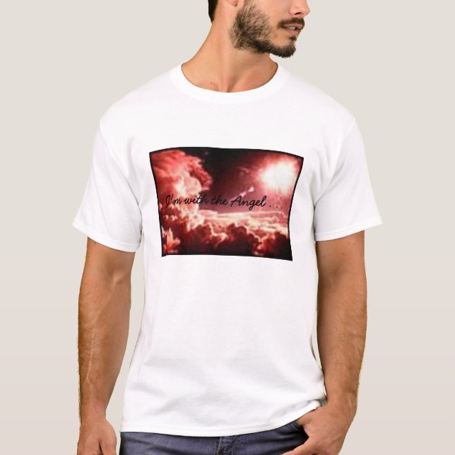 Angel loves me T-Shirt (Front)