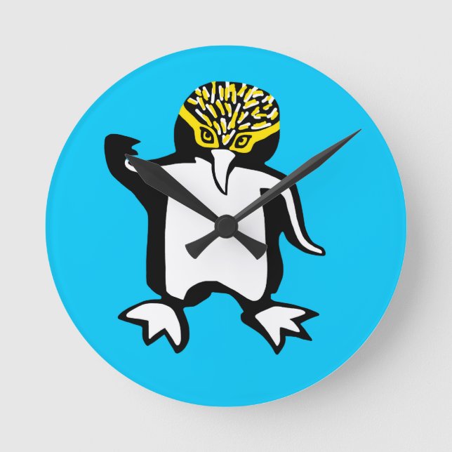 Animal Lover! Cool cute PENGUIN Round Clock (Front)