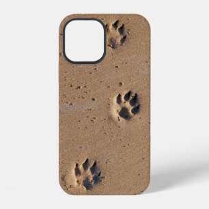 Animal paw prints in sand Case-Mate iPhone case