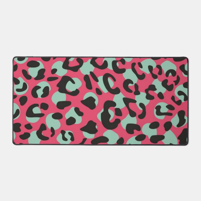 Animal print pattern desk mat (Front)