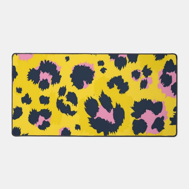 Animal print pattern desk mat (Front)