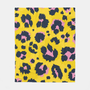 Animal print pattern fleece blanket