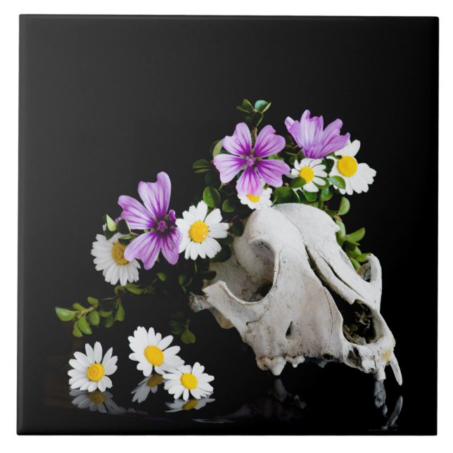 Animal skull with a wreath of wild flower tile (Front)