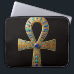 Ankh Symbol Bedeutung – Schlüssel des Lebens´8 Laptop Sleeve<br><div class="desc">Das Ankh (☥) ist ein altes ägyptisches Symbol für Leben,  Unsterblichkeit und göttliche Kraft. Es wurde von Gottheiten wie Isis und Osiris getragen und steht für ewiges Leben.</div>