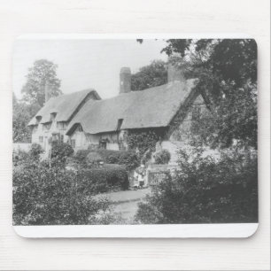 Anne Hathaway's cottage Mouse Pad