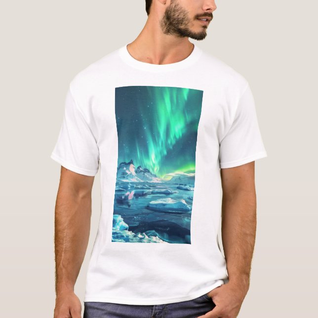 Antarctica Aurora Borealis Real Panoramic Horizont T-Shirt (Front)
