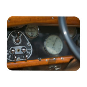 antique jaguar 2 magnet