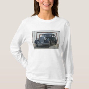 antique mercedes 3 T-Shirt