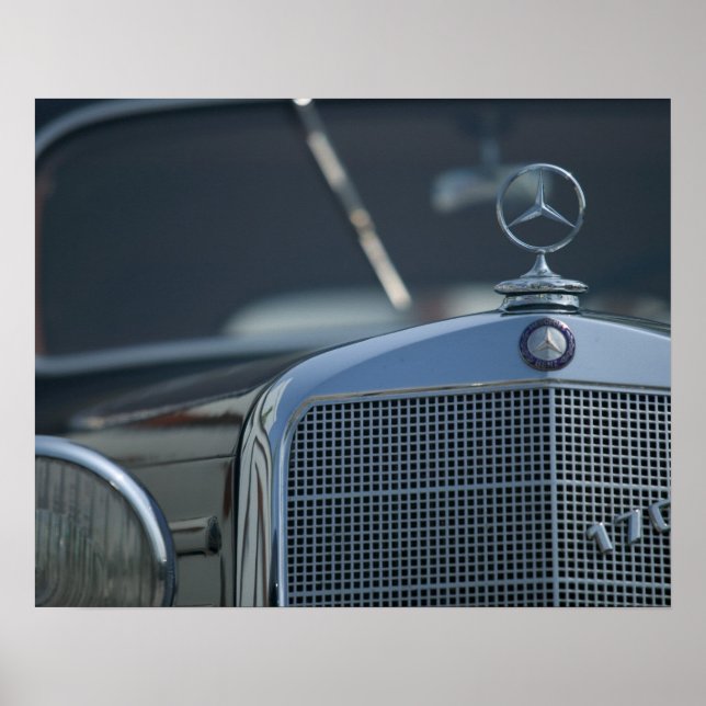 antique mercedes 4 poster (Front)