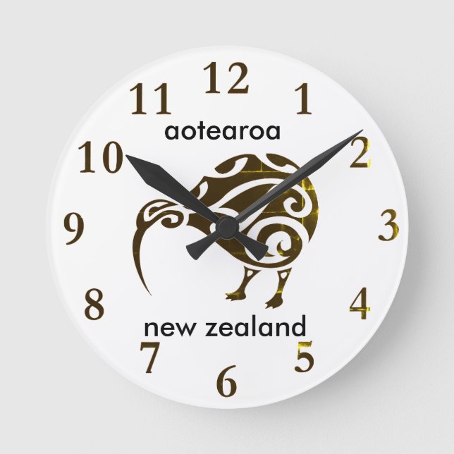 aotearoa new zealand kiwi round clock (Front)