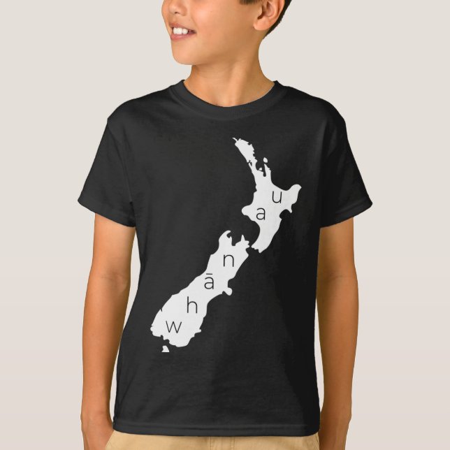 Aotearoa New Zealand With Kiwi Whanau Maori  T-Shirt (Front)