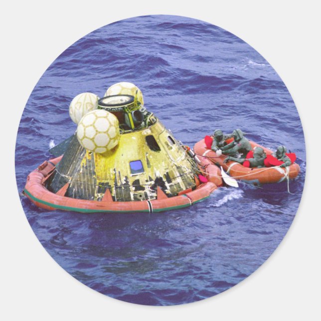 Apollo 11 Astronauts Come Home Classic Round Sticker (Front)