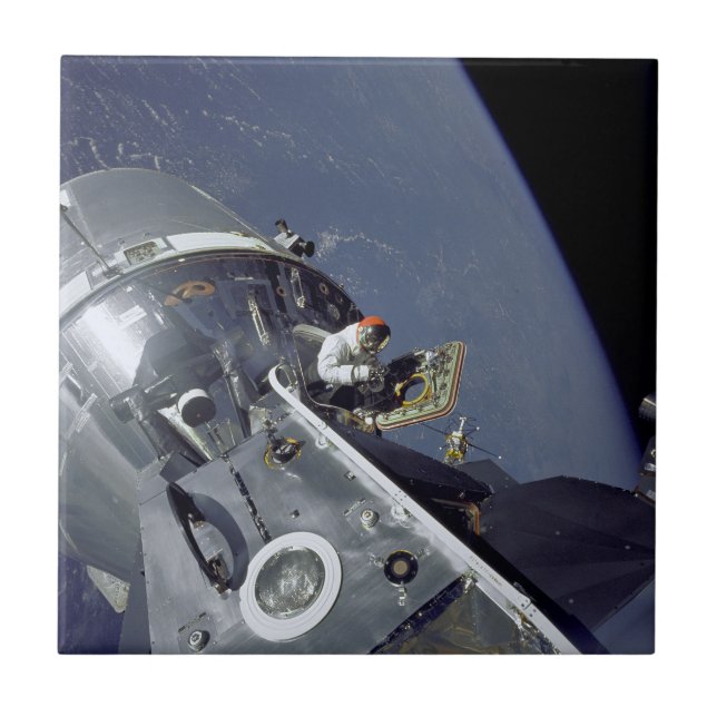 Apollo 9 (Gumdrop Meets Spider)   Tile (Front)