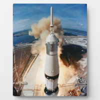 Apollo Saturn V Rocket launch to Moon 1969