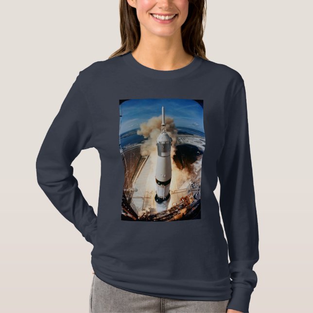 Apollo Saturn V Rocket launch to Moon 1969 T-Shirt (Front)