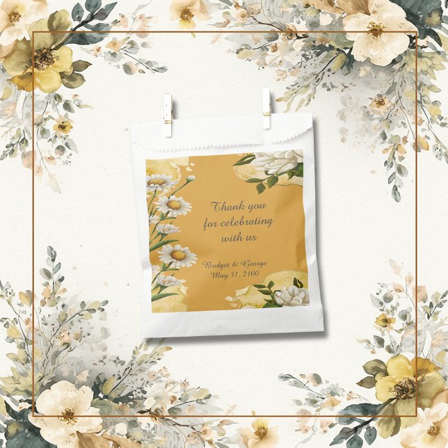 apricot Vintage white Margaret Flower Elegance Favour Bags (Creator Uploaded)