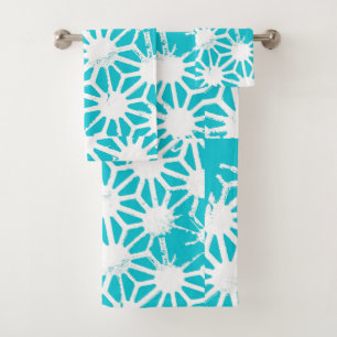 Aqua geometric pattern bath towel set