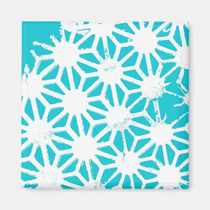 Aqua geometric pattern magnet
