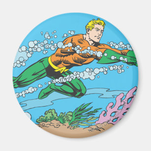 Aquaman Dashes Thru Water Magnet