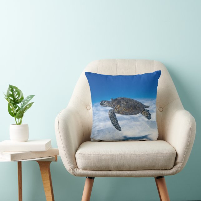Aquatic turtle throw pillow (Chair)