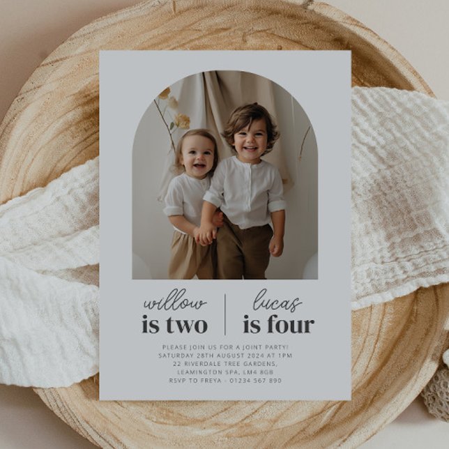Arched Photo - Joint Birthday Invitation (Arched Photo - Joint Birthday Invitation)