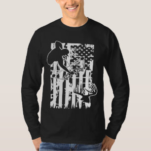 Archery Hunting Bow American Flag Hunter T-Shirt