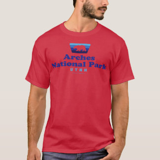 Arches National Park Retro Badge Bear Blue T-Shirt