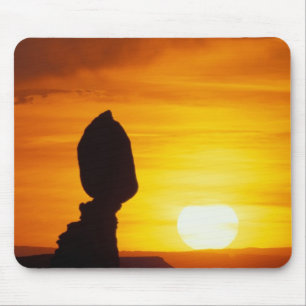 Arches National Park, UT Balance Rock at Mouse Pad
