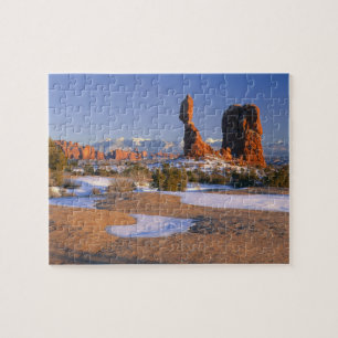 ARCHES NATIONAL PARK, UTAH. USA. Balanced Rock Jigsaw Puzzle