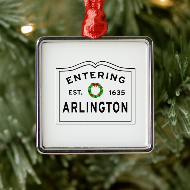 Arlington, MA Holiday Wreath Ceramic Ornament (Tree)