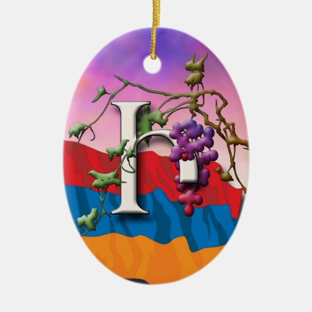 Armenian Alphabet Initials 'Eni' Ornament (Front)